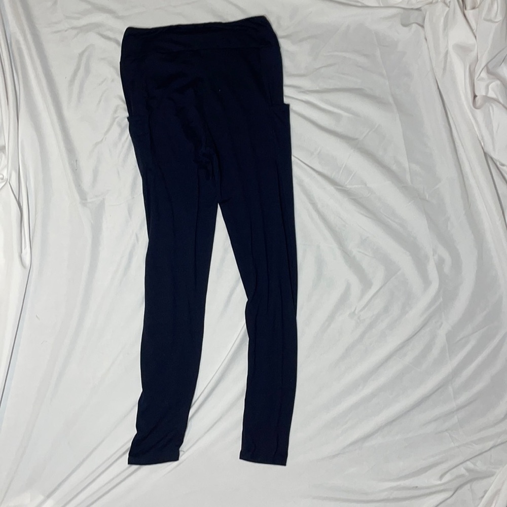 Black Leggings. Women's Small